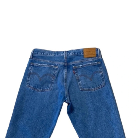 Levi's Classic Blue Straight Leg Jeans - Picture 9 of 14